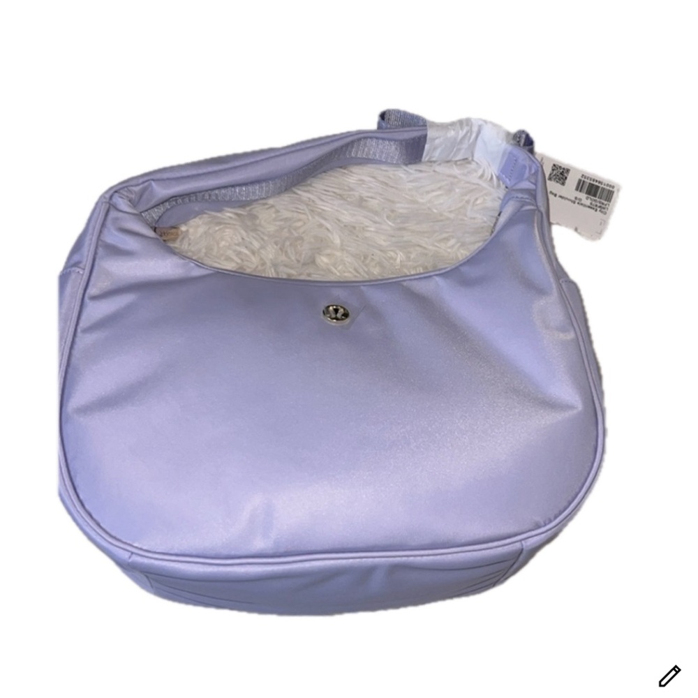 Lululemon City Essentials Shoulder Bag 4L Lavender Frost NWT - Picture 6 of 16